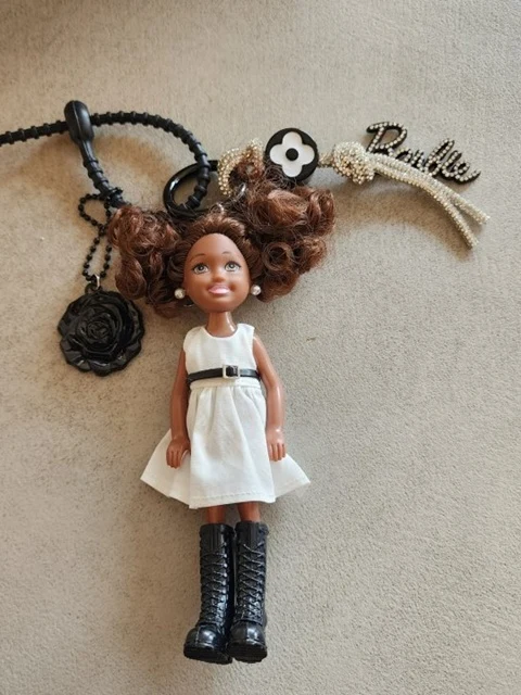 White Belt Dress Keyring White Belt Dress Keyring