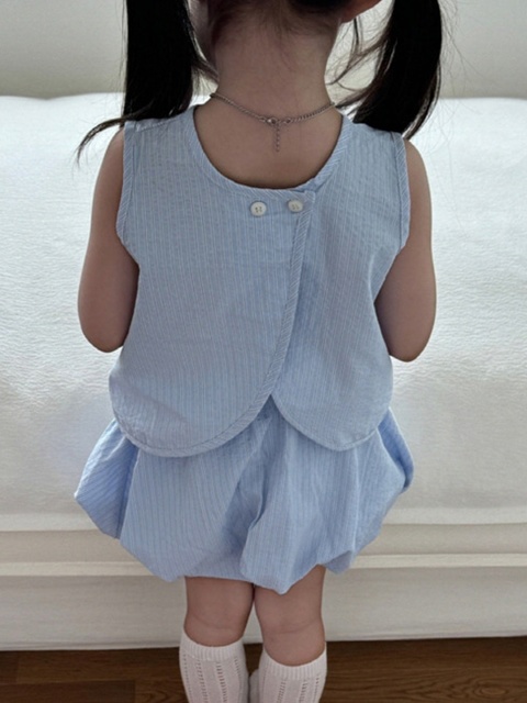Fiona Sleeveless Tee Fiona Sleeveless Tee