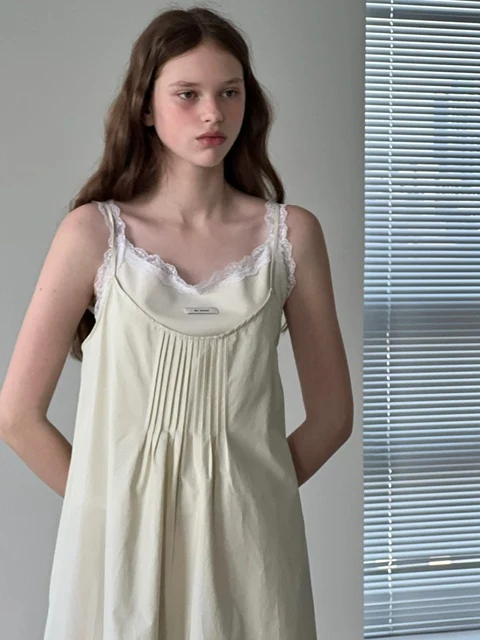 High Lace Sleeveless