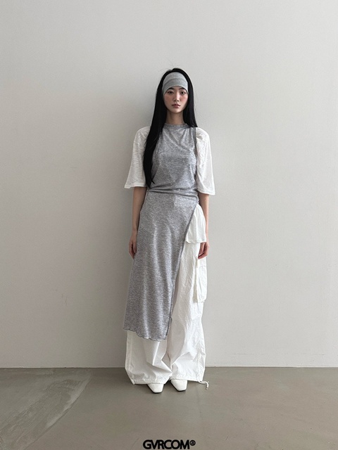 Ribbed Long Slit One-piece Ribbed Long Slit One-piece