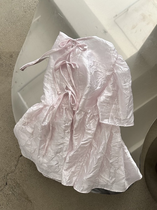 Betty Ribbon Tie Blouse