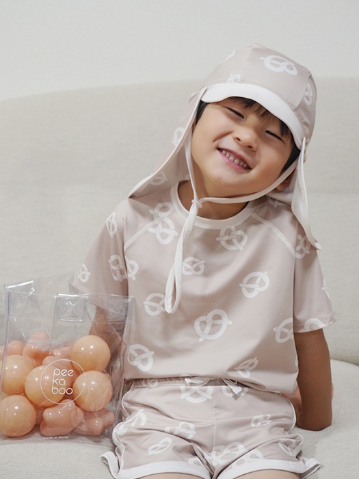 Bread Flap Cap
