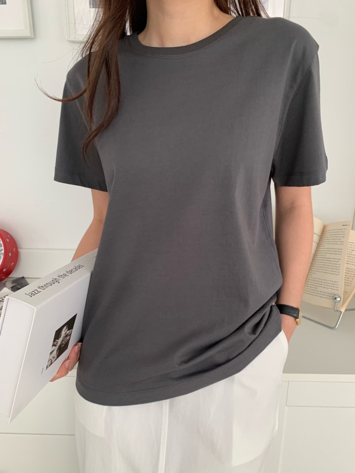 Allu - Korean Women Fashion - #momslook - Lip Silket Short Sleeve Tee - 6