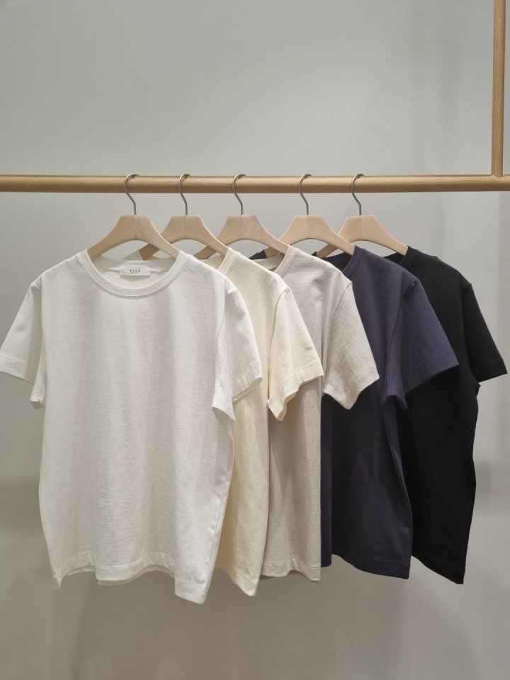 Allu - Korean Women Fashion - #momslook - Regular Span Tee