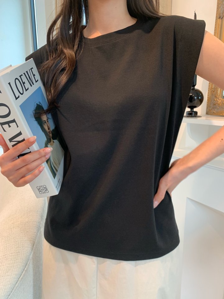 Allu - Korean Women Fashion - #momslook - Vera Sleeveless Tee - 8