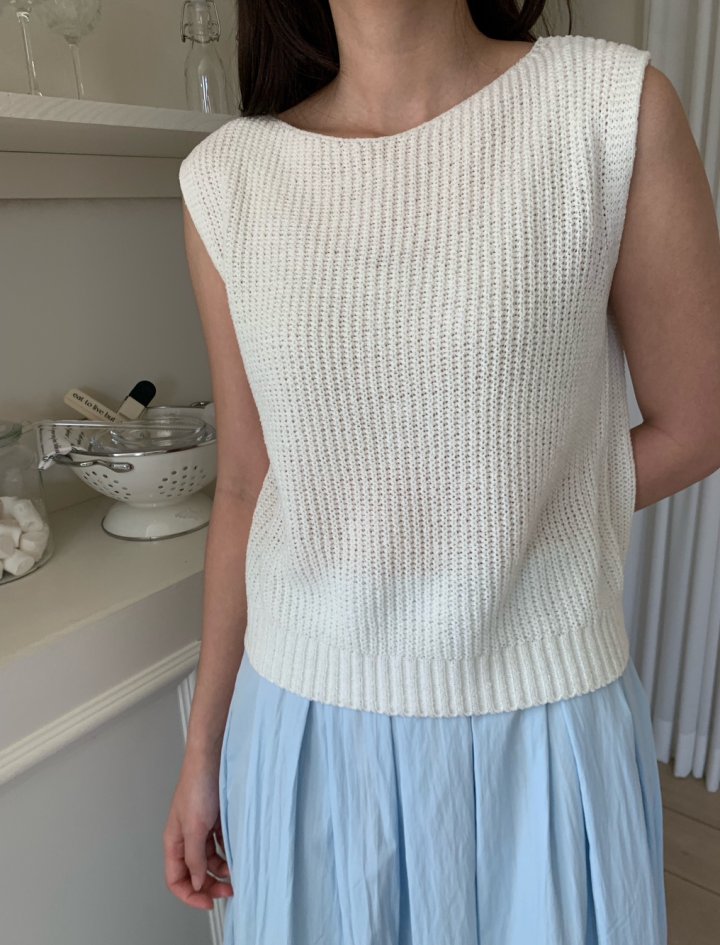 Allu - Korean Women Fashion - #momslook - Boat Neck Hacci Sleeveless - 3