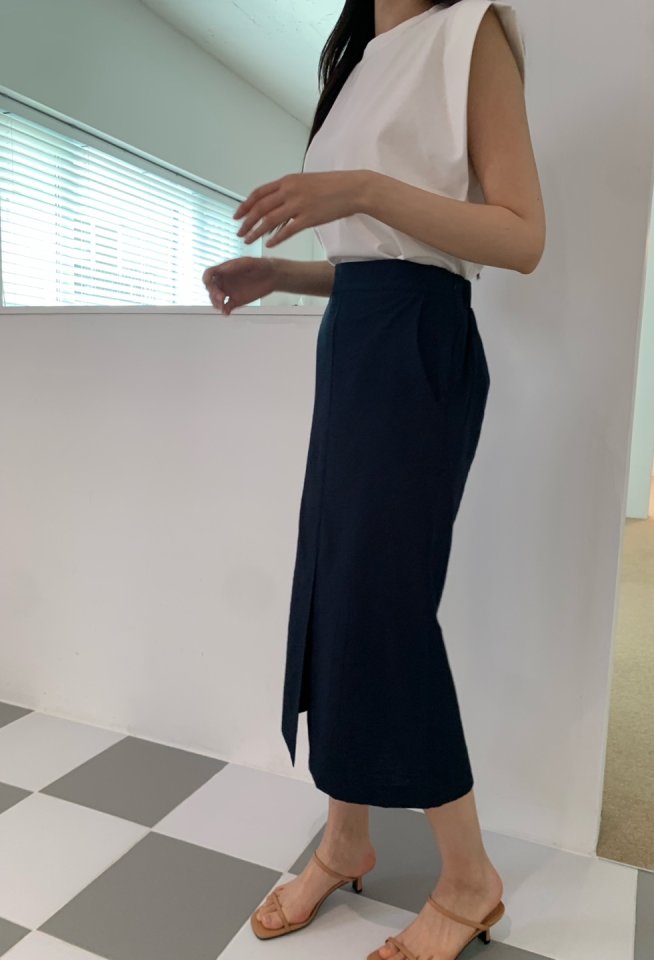 Allu - Korean Women Fashion - #momslook - Washed Front Slit Skirt - 11