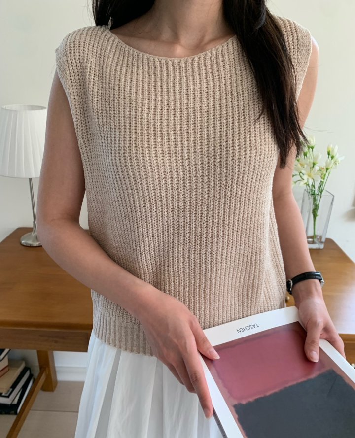 Allu - Korean Women Fashion - #pursuepretty - Boat Neck Hacci Sleeveless - 11