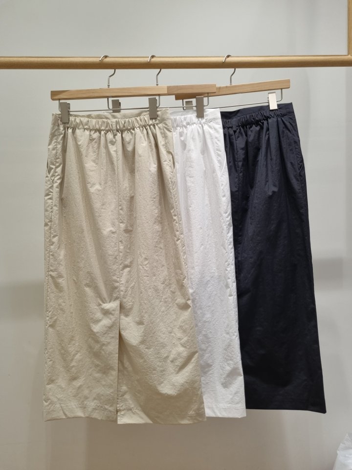 Allu - Korean Women Fashion - #pursuepretty - Long Span H Skirt - 3