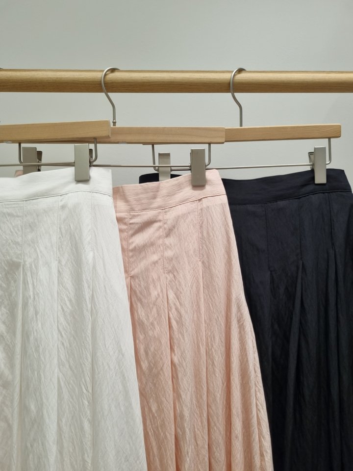 Allu - Korean Women Fashion - #restrostyle - Pin-Tuck Pleated Skirt - 2
