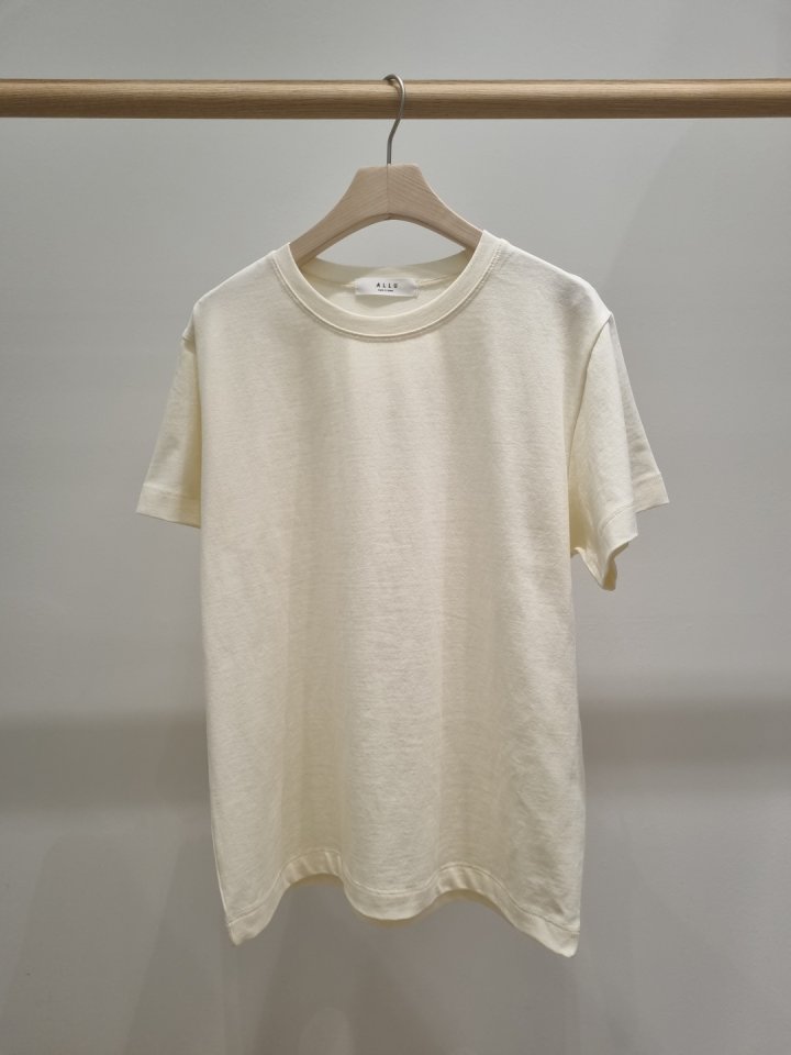 Allu - Korean Women Fashion - #momslook - Regular Span Tee - 4