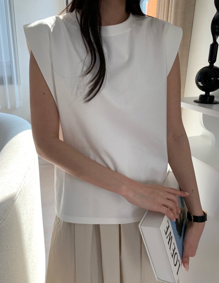 Allu - Korean Women Fashion - #womensfashion - Vera Sleeveless Tee - 5