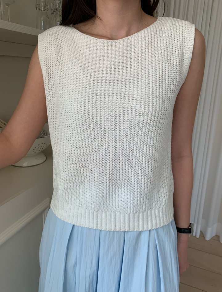 Allu - Korean Women Fashion - #momslook - Boat Neck Hacci Sleeveless - 4