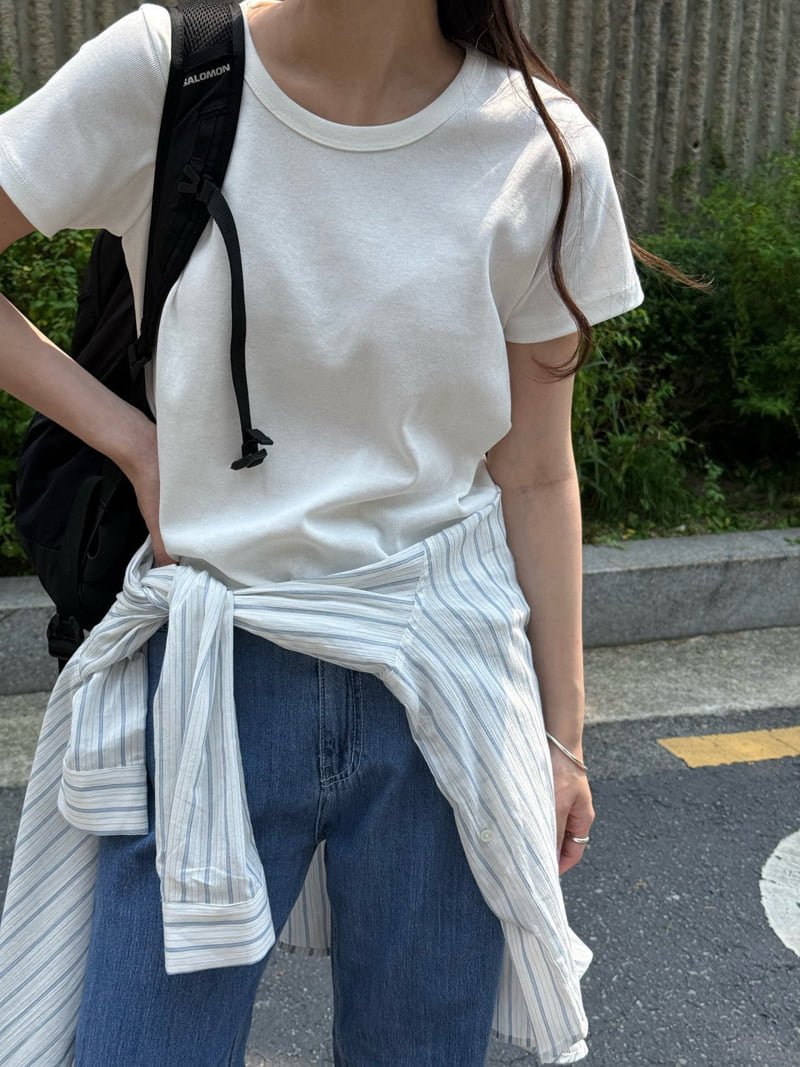 Amygrace - Korean Women Fashion - #momslook - Envy U-neck Short Sleeve Tee - 9