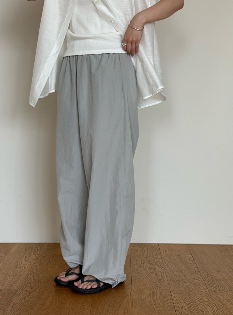 Amygrace - Korean Women Fashion - #momslook - Stuffer Banding Pants - 2