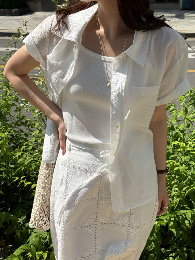 Amygrace - Korean Women Fashion - #romanticstyle - Plain Pocket Short Sleeve Shirt - 4