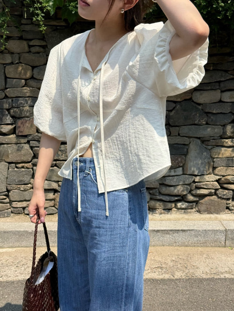 Amygrace - Korean Women Fashion - #thelittlethings - Bell Puff Blouse - 12