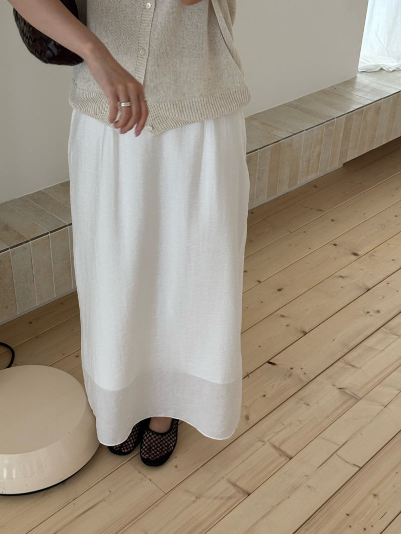 Amygrace - Korean Women Fashion - #vintagekidsstyle - Wood Maxi Banding Skirt - 7