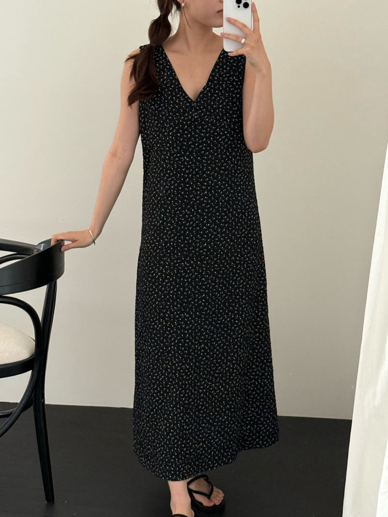 Amygrace - Korean Women Fashion - #womensfashion - Floral Slip One-piece - 11