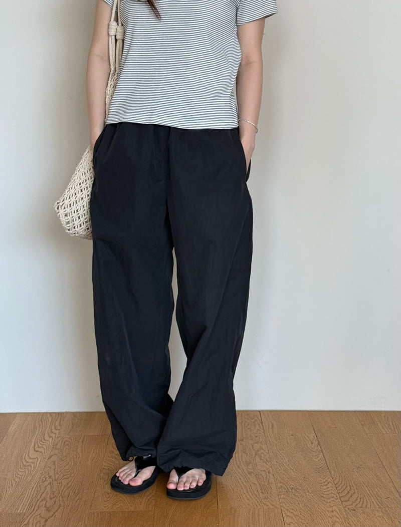 Amygrace - Korean Women Fashion - #womensfashion - Stuffer Banding Pants - 3