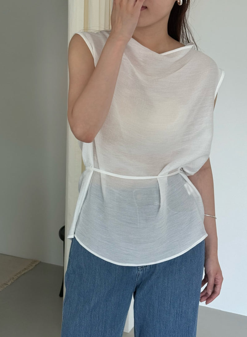 Amygrace - Korean Women Fashion - #womensfashion - Silk High-neck Sleeveless Blouse - 3
