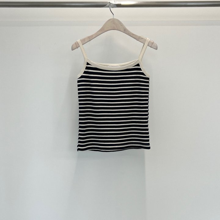 Another Avenue - Korean Women Fashion - #restrostyle - Rain Sleeveless Tee - 5