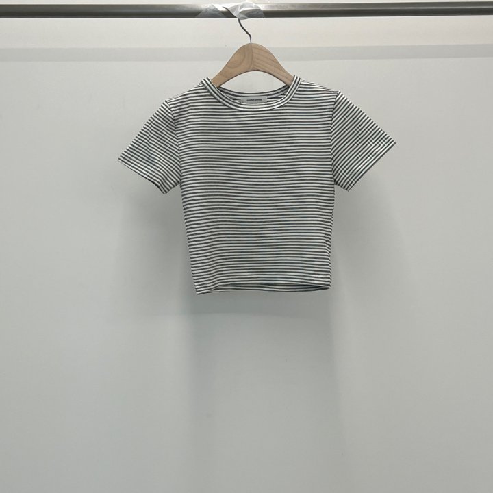 Another Avenue - Korean Women Fashion - #womensfashion - High Crop Tee - 3