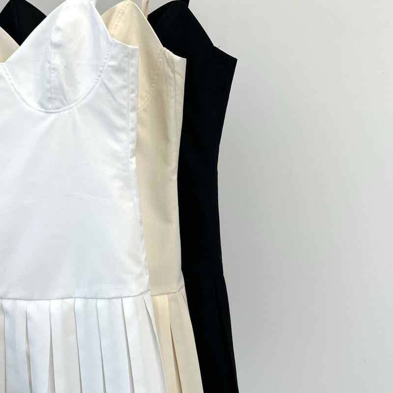 Another Avenue - Korean Women Fashion - #womensfashion - Pleated Bustier One-piece - 2