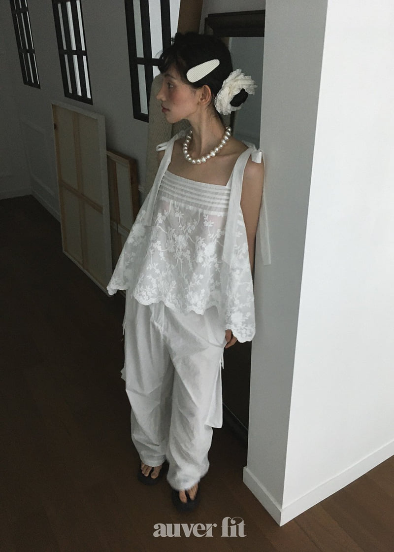 Auver_Fit - Korean Women Fashion - #momslook - Embroidered Poncho Sleeveless