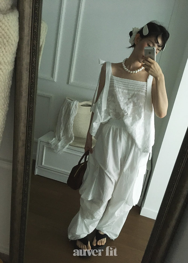 Auver_Fit - Korean Women Fashion - #pursuepretty - Embroidered Poncho Sleeveless - 5