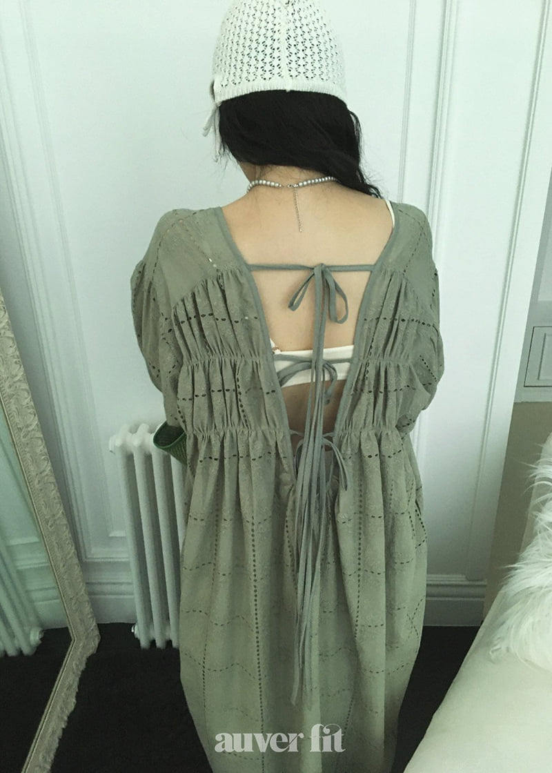 Auver_Fit - Korean Women Fashion - #thatsdarling - Square Punching One-piece - 8