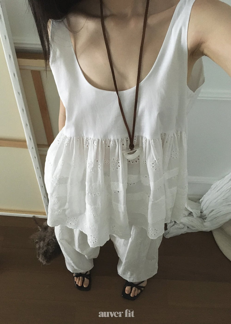 Auver_Fit - Korean Women Fashion - #womensfashion - Punching Wide Strap Sleeveless - 11