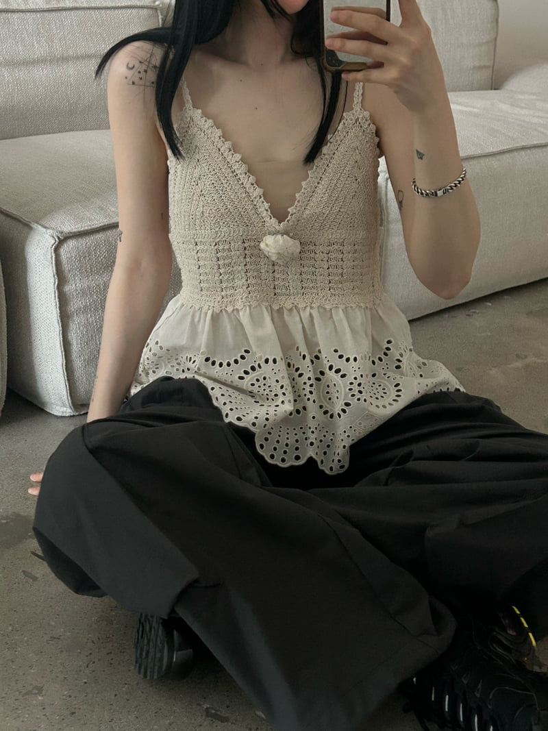 Buckle - Korean Women Fashion - #restrostyle - Rose Brooch Set Sleeveless