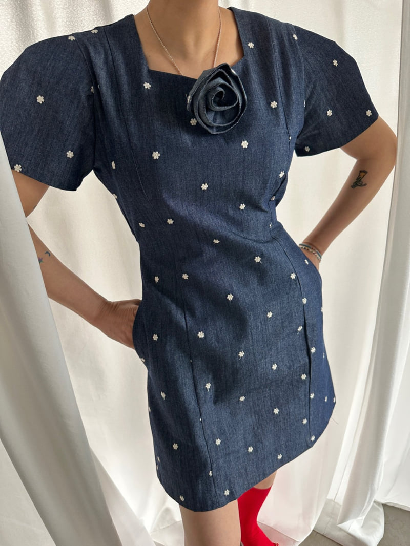 Chavi - Korean Women Fashion - #momslook - Olive Denim One-piece (Brooch Set) - 10