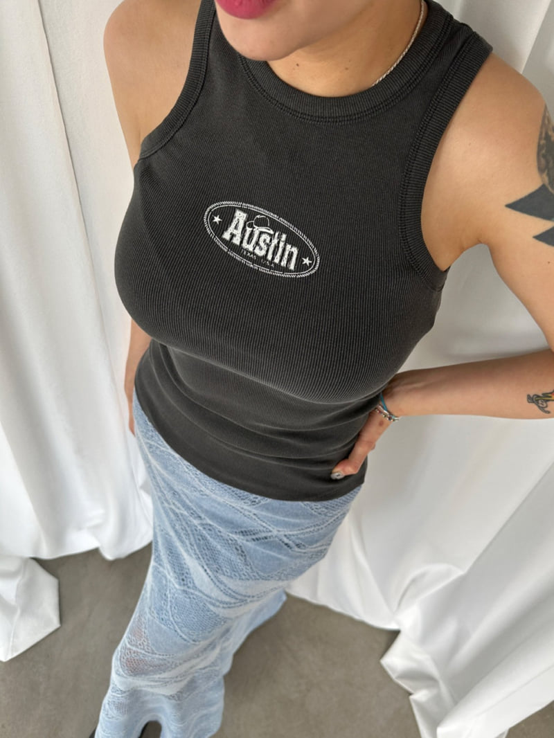 Chavi - Korean Women Fashion - #momslook - Austin Sleeveless Tee - 5