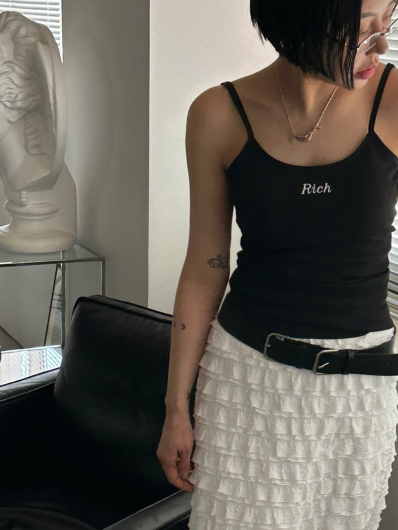 Chavi - Korean Women Fashion - #momslook - Rich Cap Sleeveless Tee - 3
