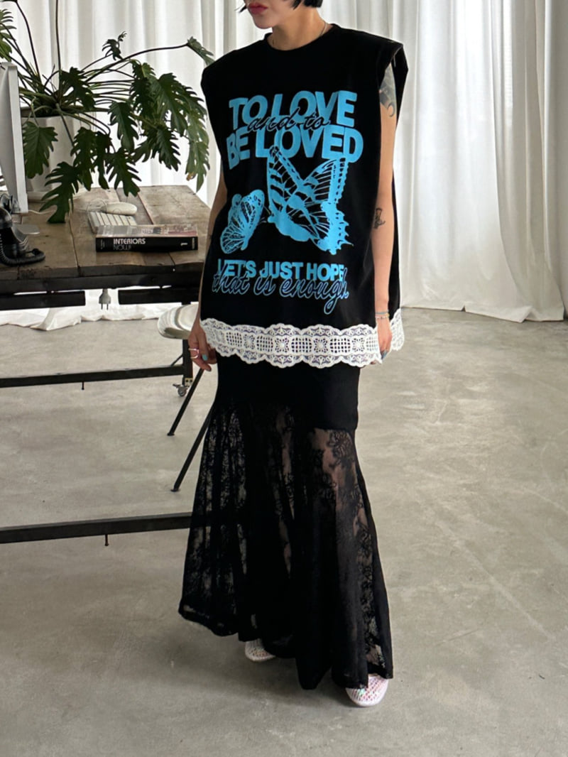 Chavi - Korean Women Fashion - #momslook - Butterfly Box Sleeveless Tee - 11