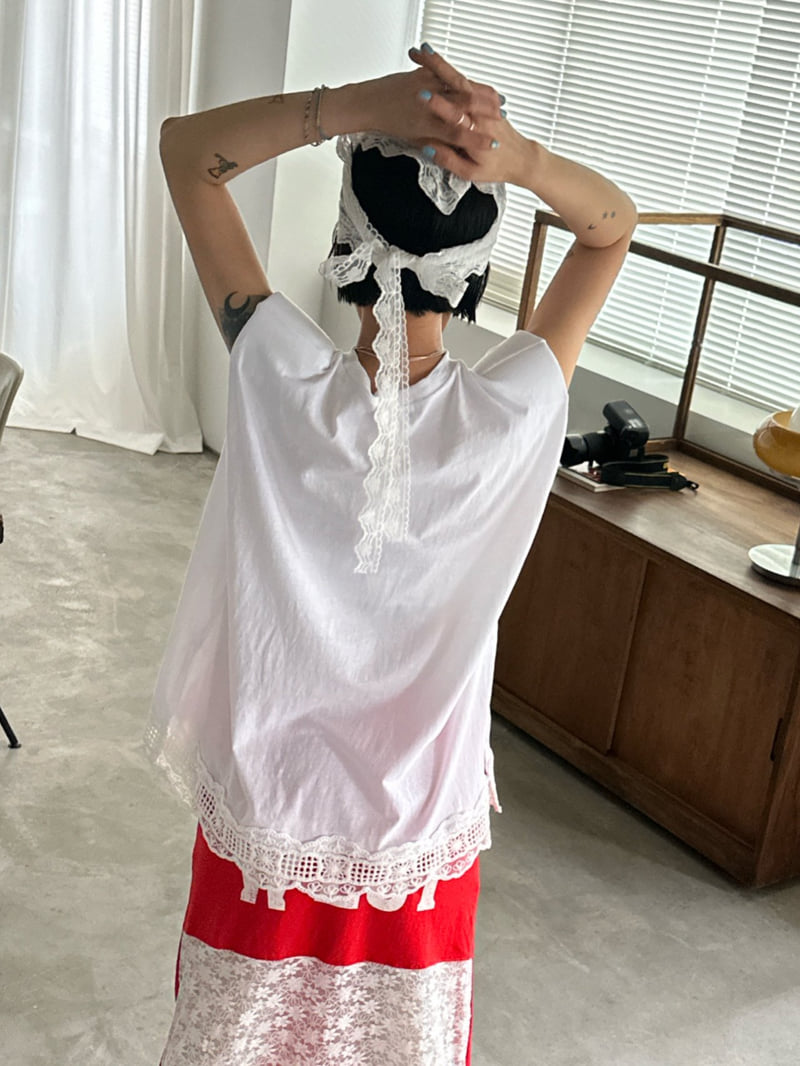 Chavi - Korean Women Fashion - #thatsdarling - Butterfly Box Sleeveless Tee - 7