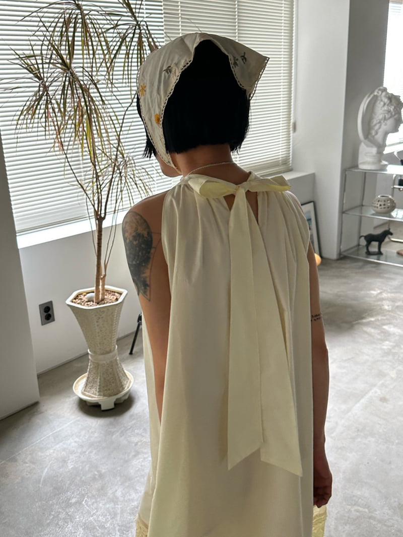 Chavi - Korean Women Fashion - #shopsmall - Pony Halter One-Piece - 4