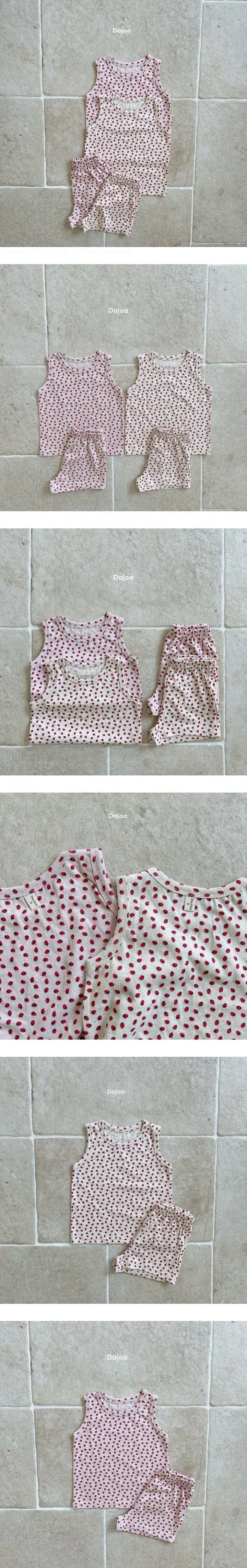 Dajoa - Korean Children Fashion - #discoveringself - Strawberry Easywear