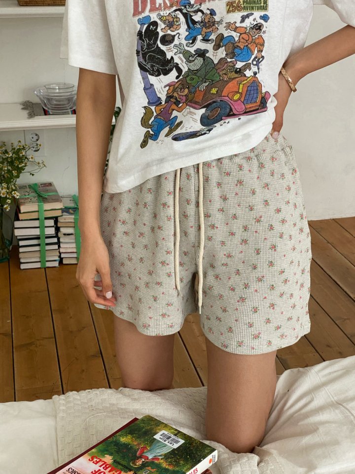 Diana - Korean Women Fashion - #momslook - Croiffle Half Pants - 5