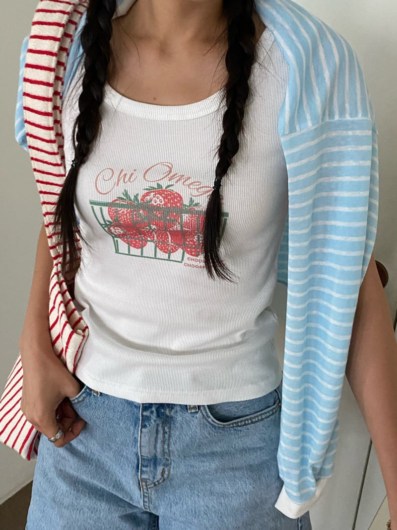 Diana - Korean Women Fashion - #momslook - Berry Sleeveless Tee - 3