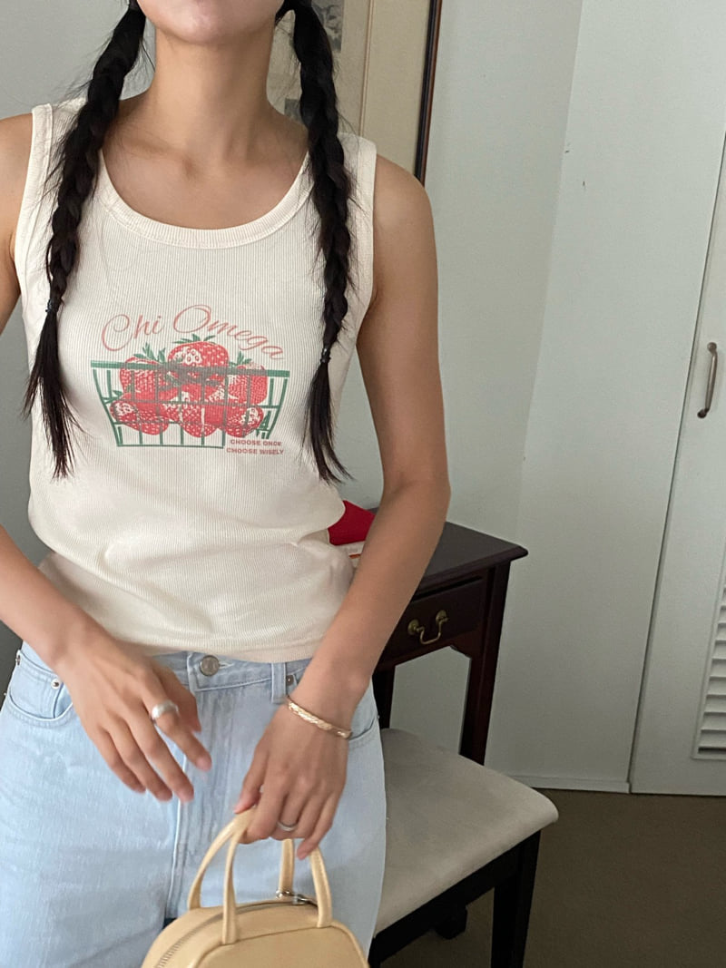 Diana - Korean Women Fashion - #romanticstyle - Berry Sleeveless Tee - 9