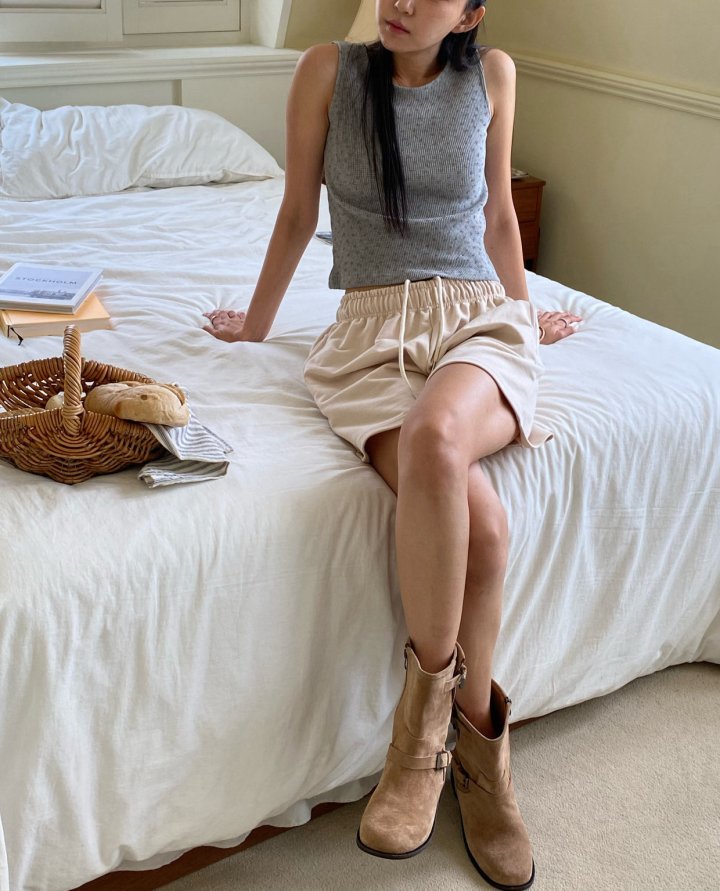 Diana - Korean Women Fashion - #womensfashion - Sunday Sleeveless Tee - 10