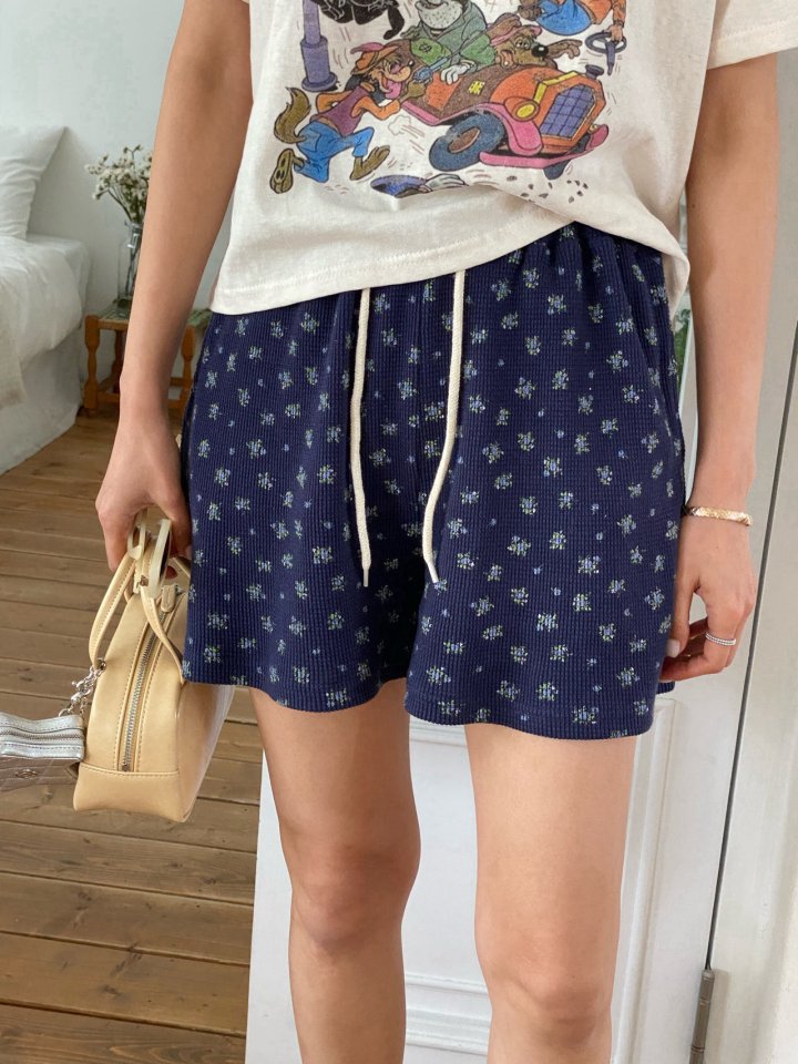 Diana - Korean Women Fashion - #womensfashion - Croiffle Half Pants - 8