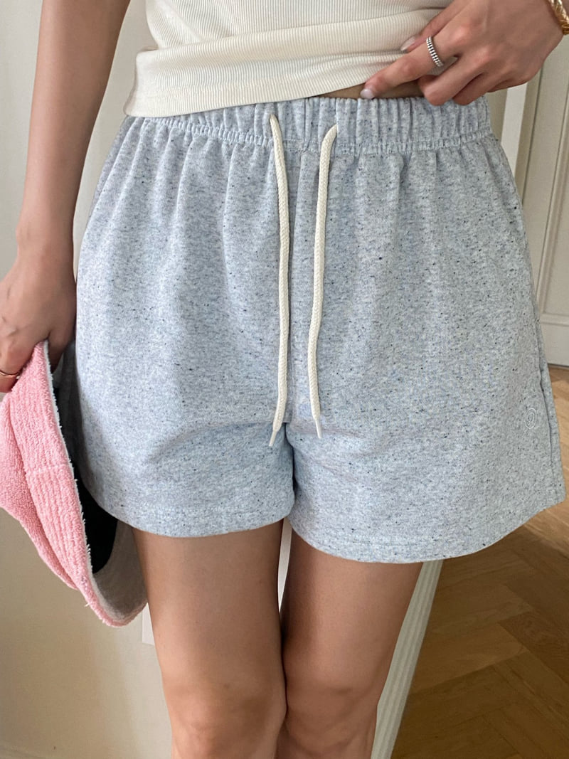 Diana - Korean Women Fashion - #womensfashion - Cookies Cream Half Pants - 10