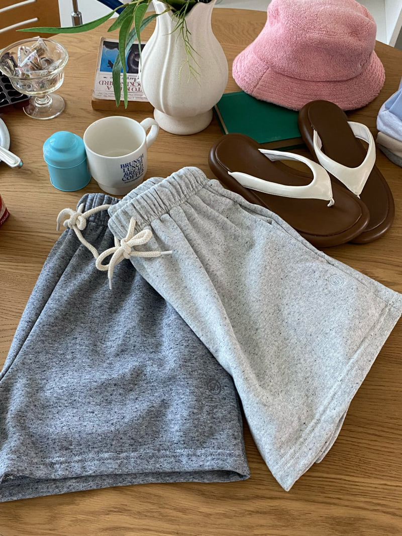 Diana - Korean Women Fashion - #womensfashion - Cookies Cream Half Pants - 12