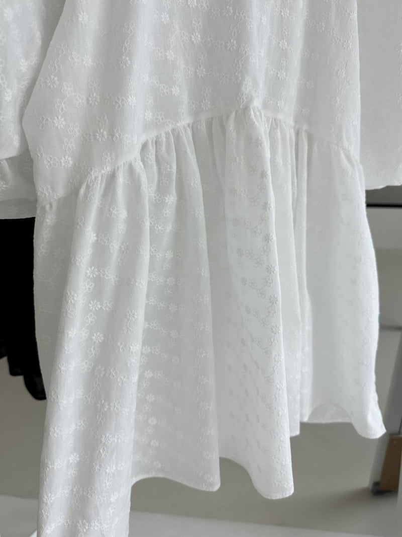 Dress U - Korean Women Fashion - #momslook - Embroidered Lace Blouse - 7