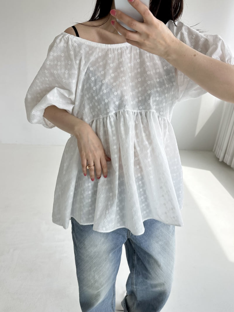 Dress U - Korean Women Fashion - #momslook - Embroidered Lace Blouse - 9