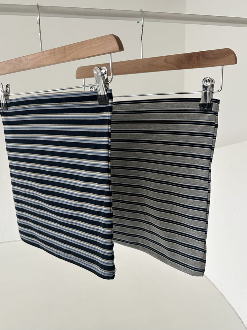 Dress U - Korean Women Fashion - #momslook - Striped Crop Top - 5